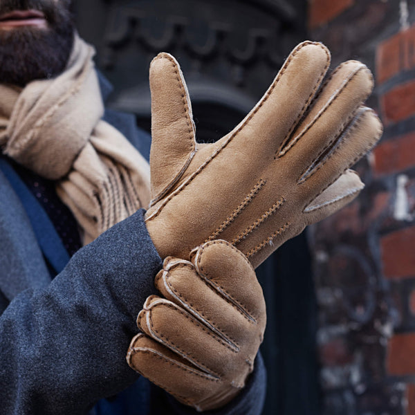 Glovetailor, handsker til herrer
